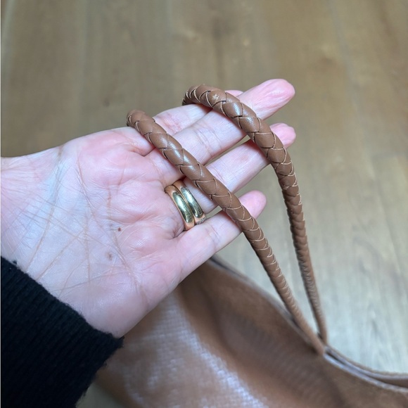 Quince Italian Leather Handwoven Tan Tote - Picture 6 of 9